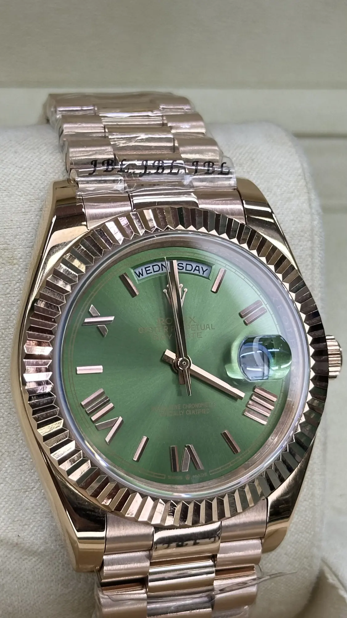 Rolex Day-Date 40mm Everose gold M228235-0025