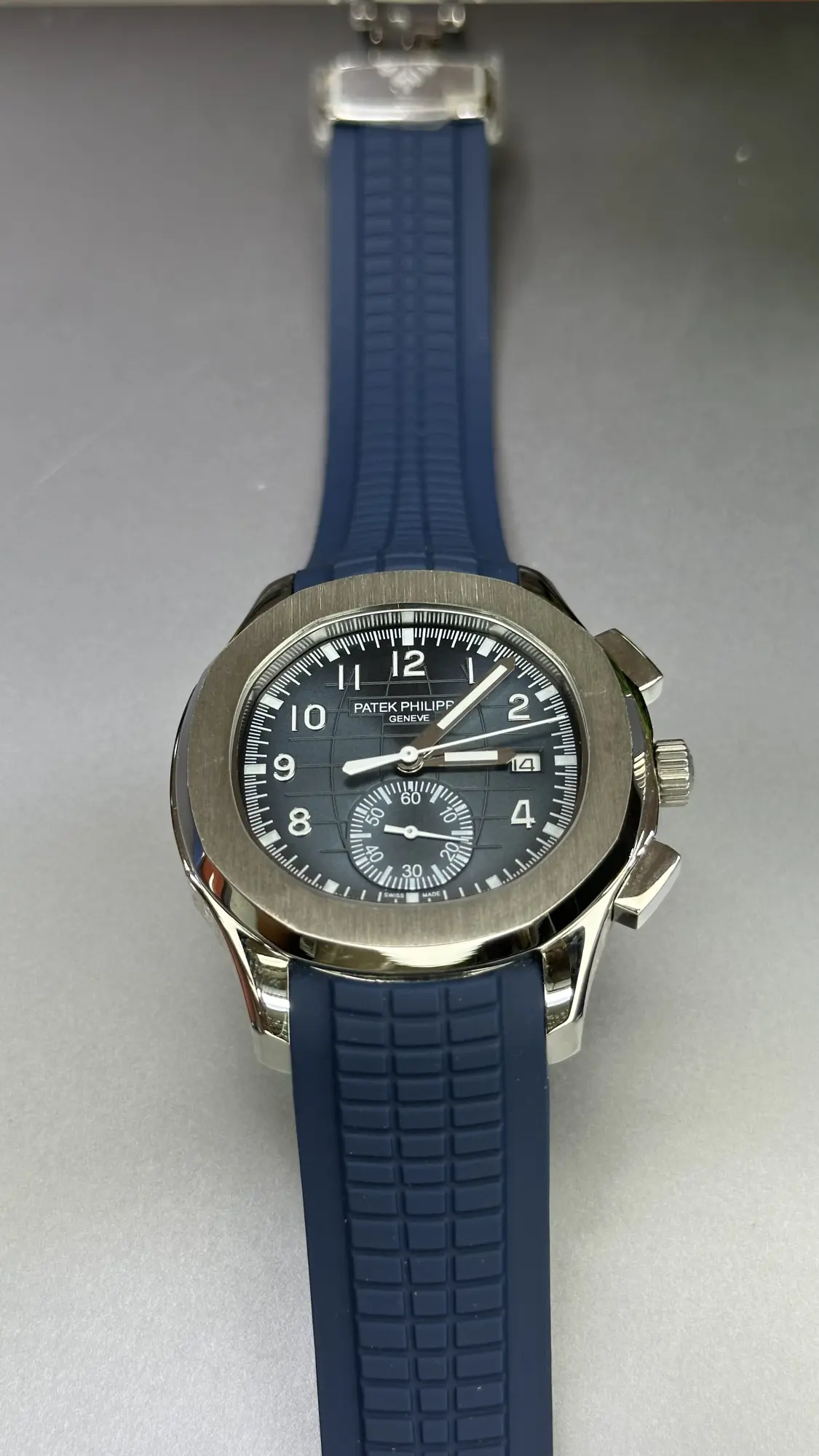 Patek Philippe Aquanaut 5968G-001