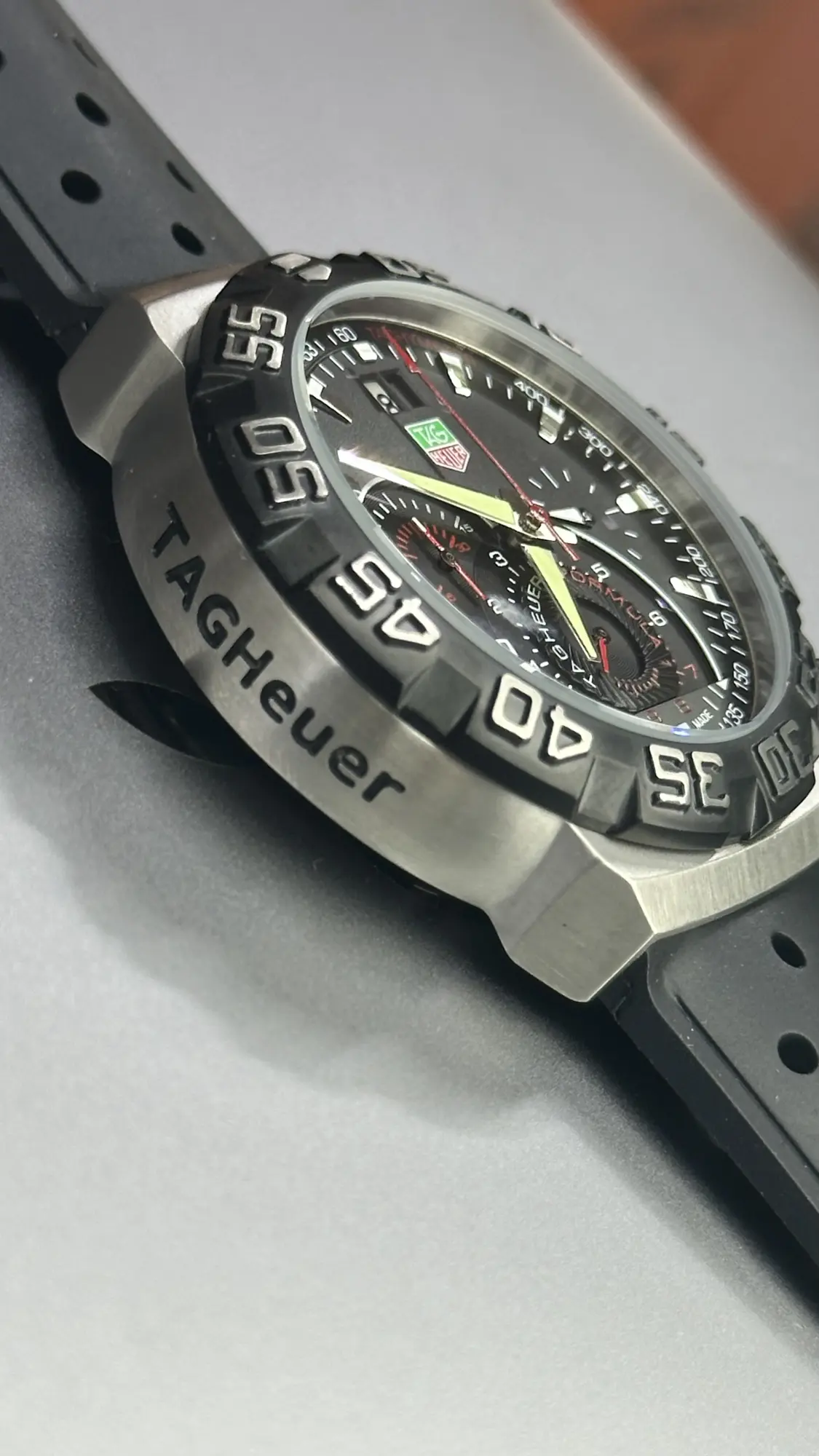 TAG Heuer Chronograph - CAH1010