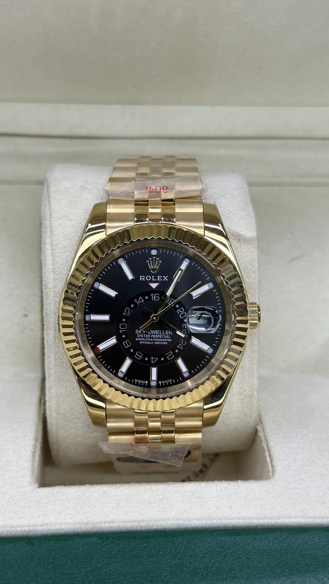 Rolex Sky-Dweller 326938 Black Dial