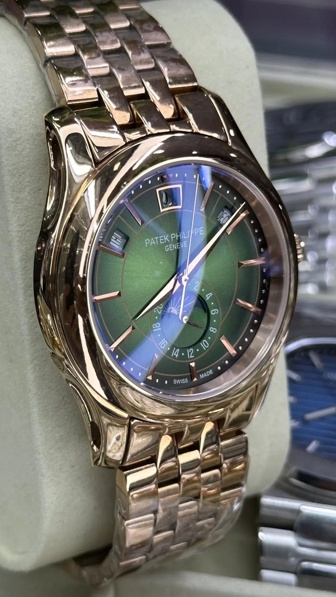 Patek Philippe Annual Calendar 5205R-011