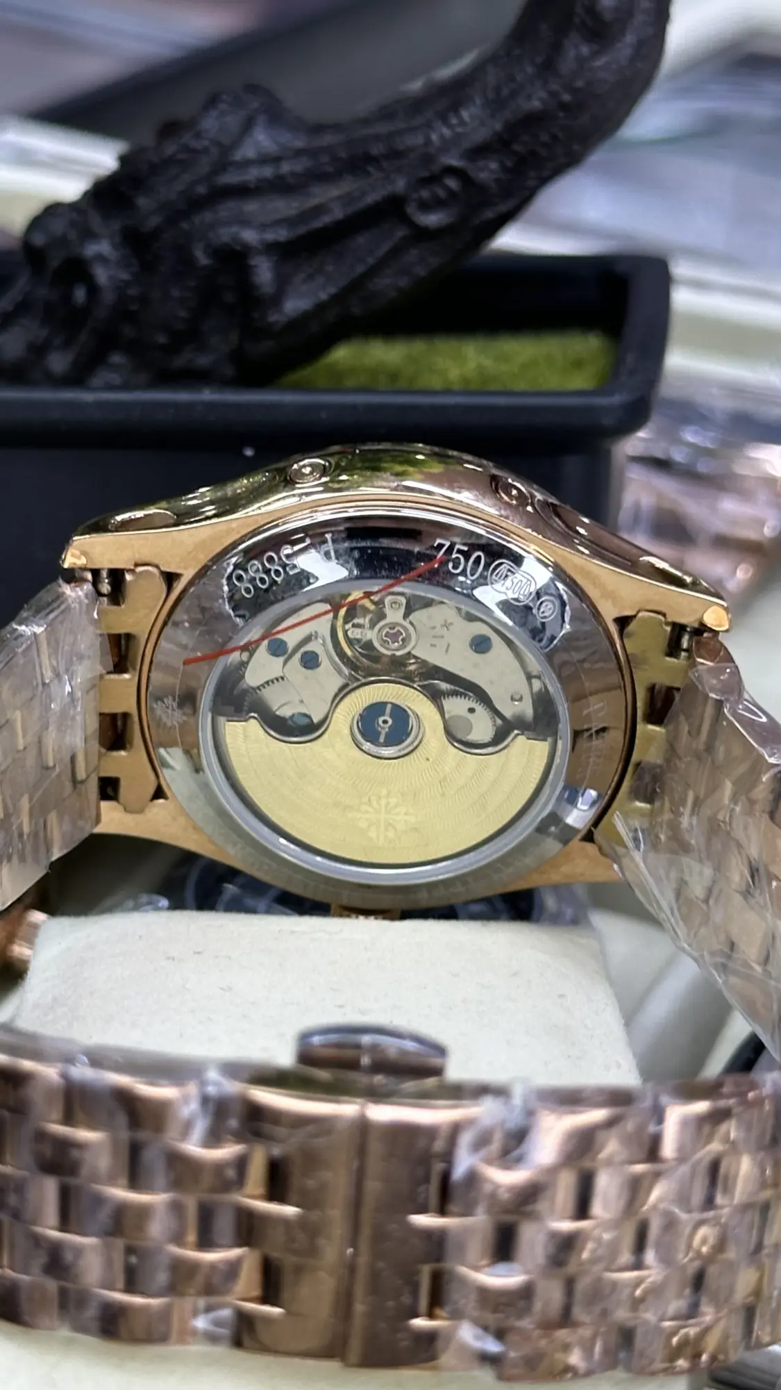 Patek Philippe Annual Calendar 5205R-011