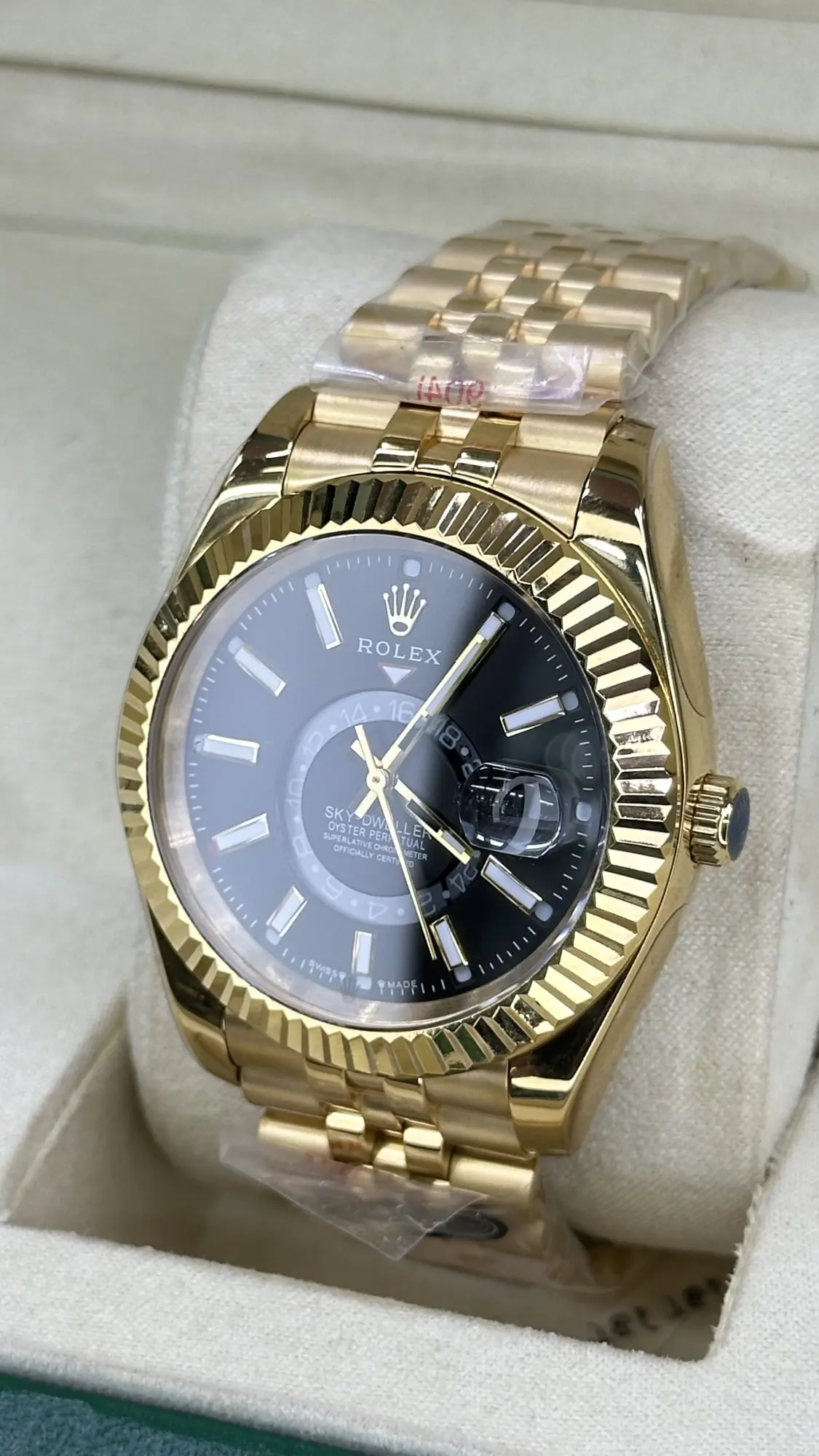 Rolex Sky-Dweller 326938 Black Dial