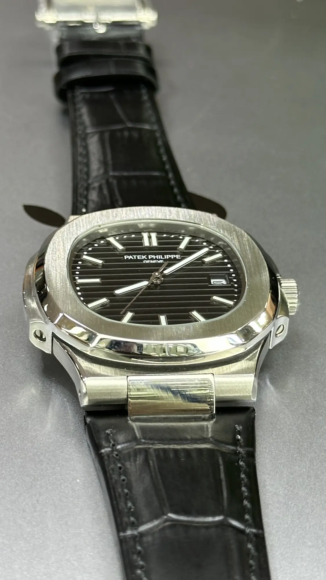 Patek Philippe Nautilus 5711G-001