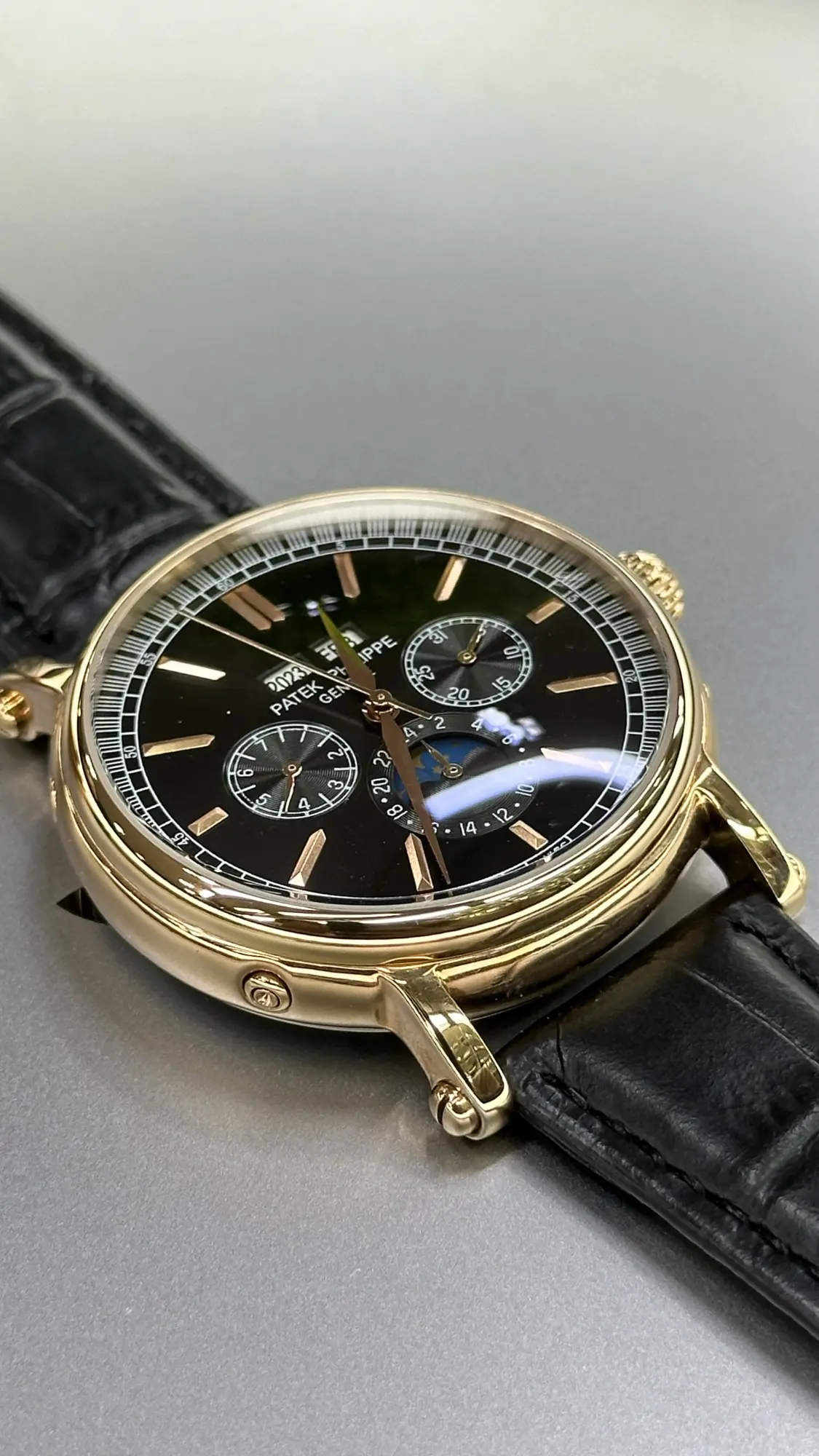 Patek Philippe Perpetual Calendar Chronograph 5204
