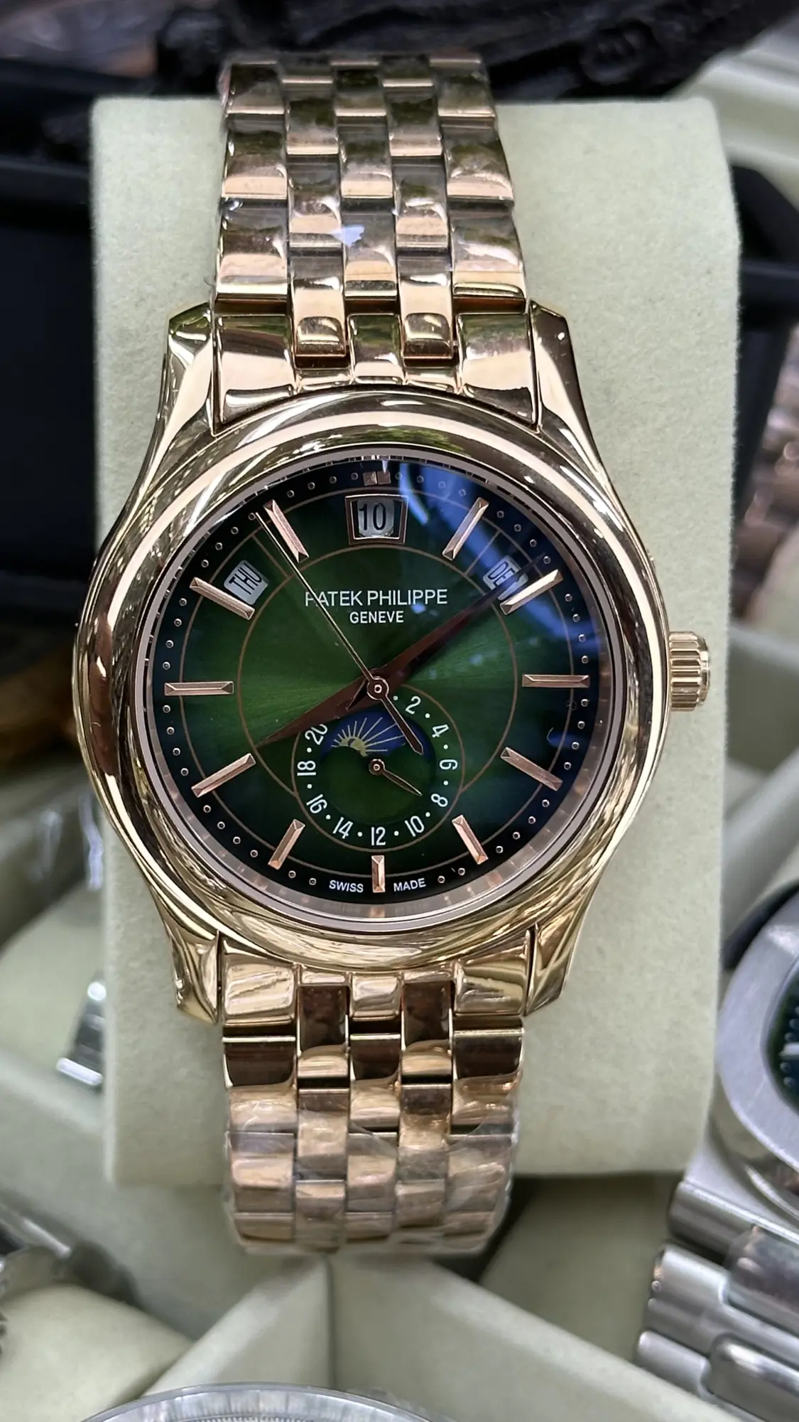 Patek Philippe Annual Calendar 5205R-011