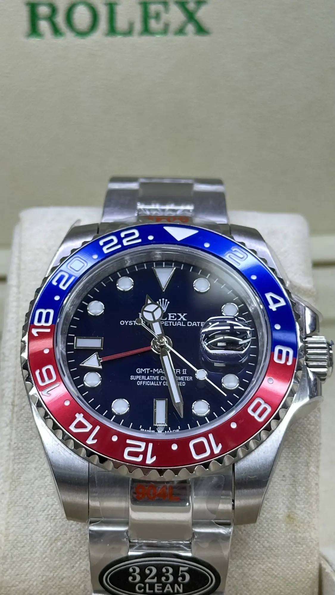 Rolex Oyster Perpetual GMT-Master II "Pepsi"