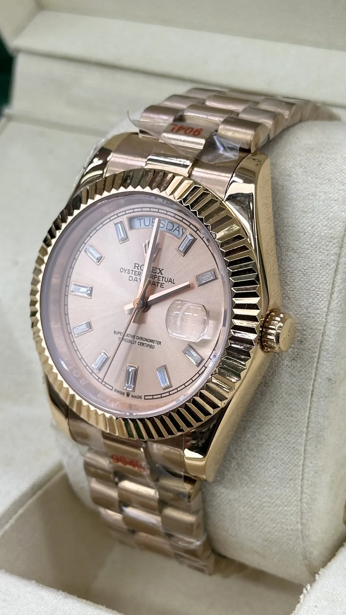 Rolex Day-Date M128235-0009