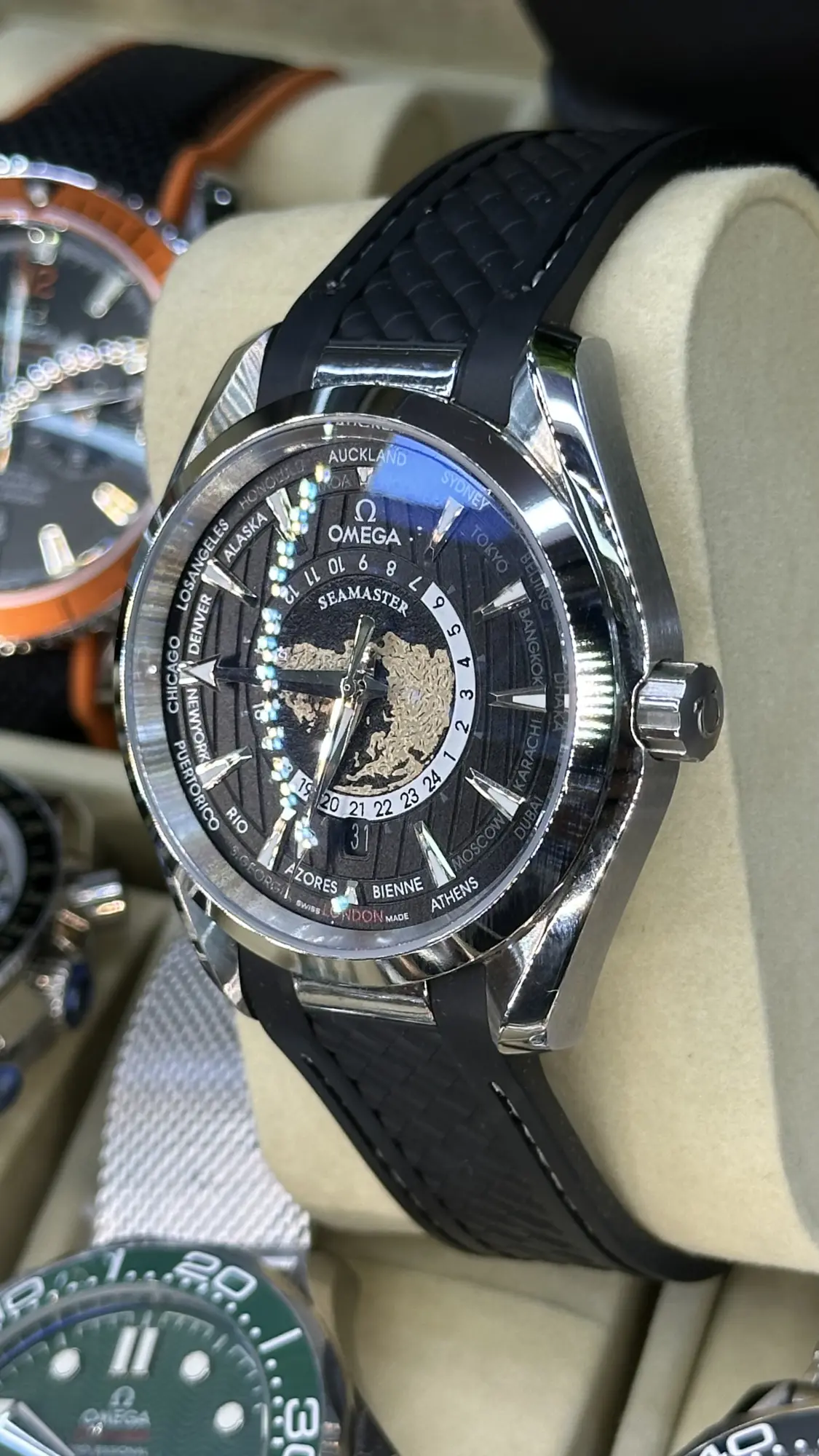 Omega Seamaster Aqua Terra Worldtimer