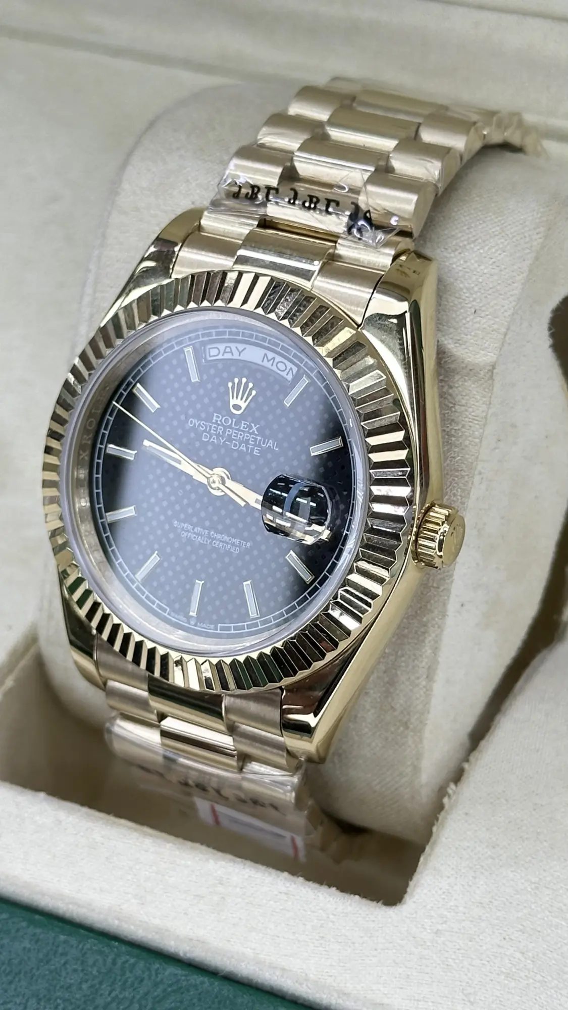 Rolex Day-Date President 40mm Black Dial 228238