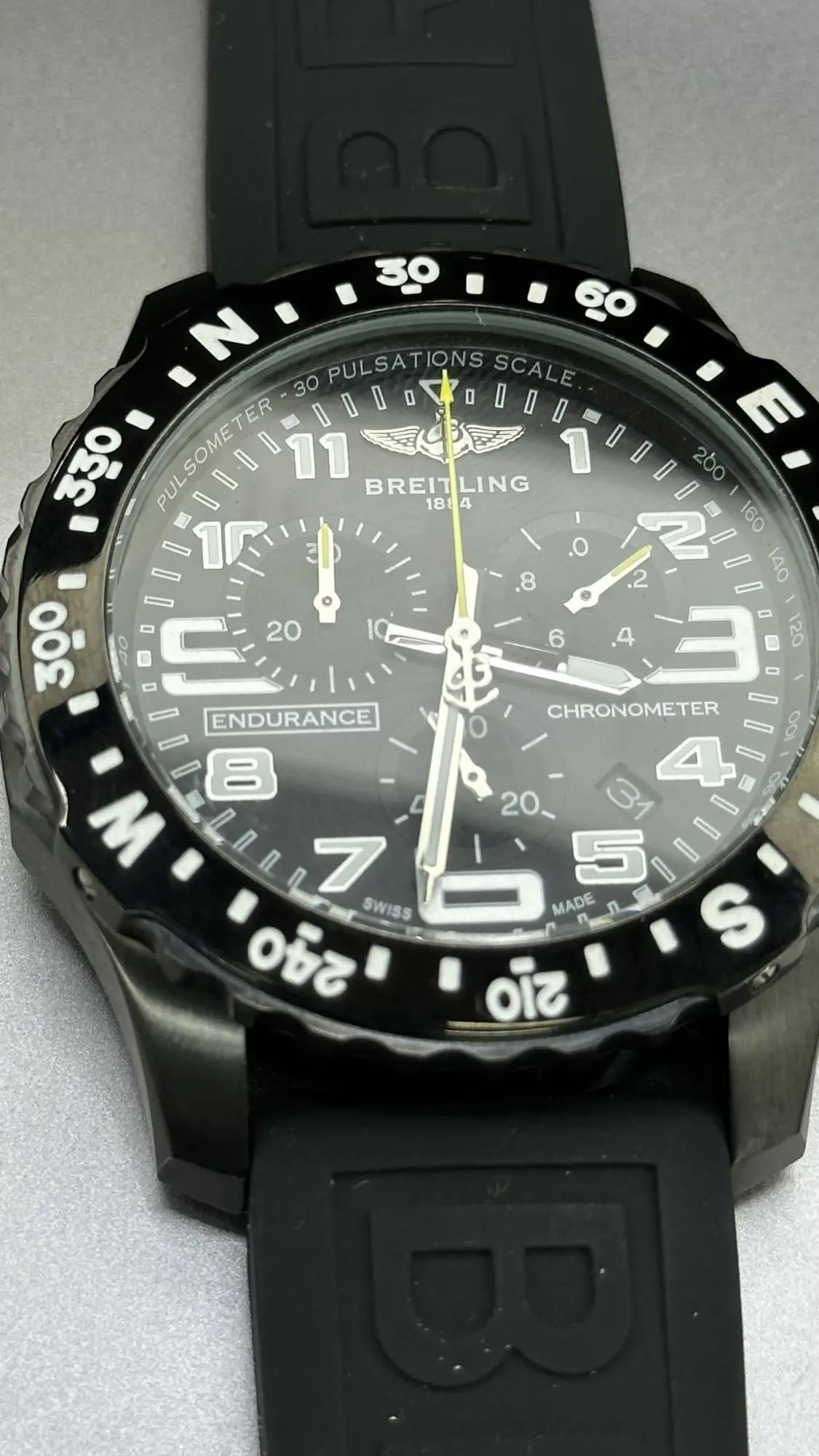 Breitling Endurance Pro 44 X82310E51B1S2