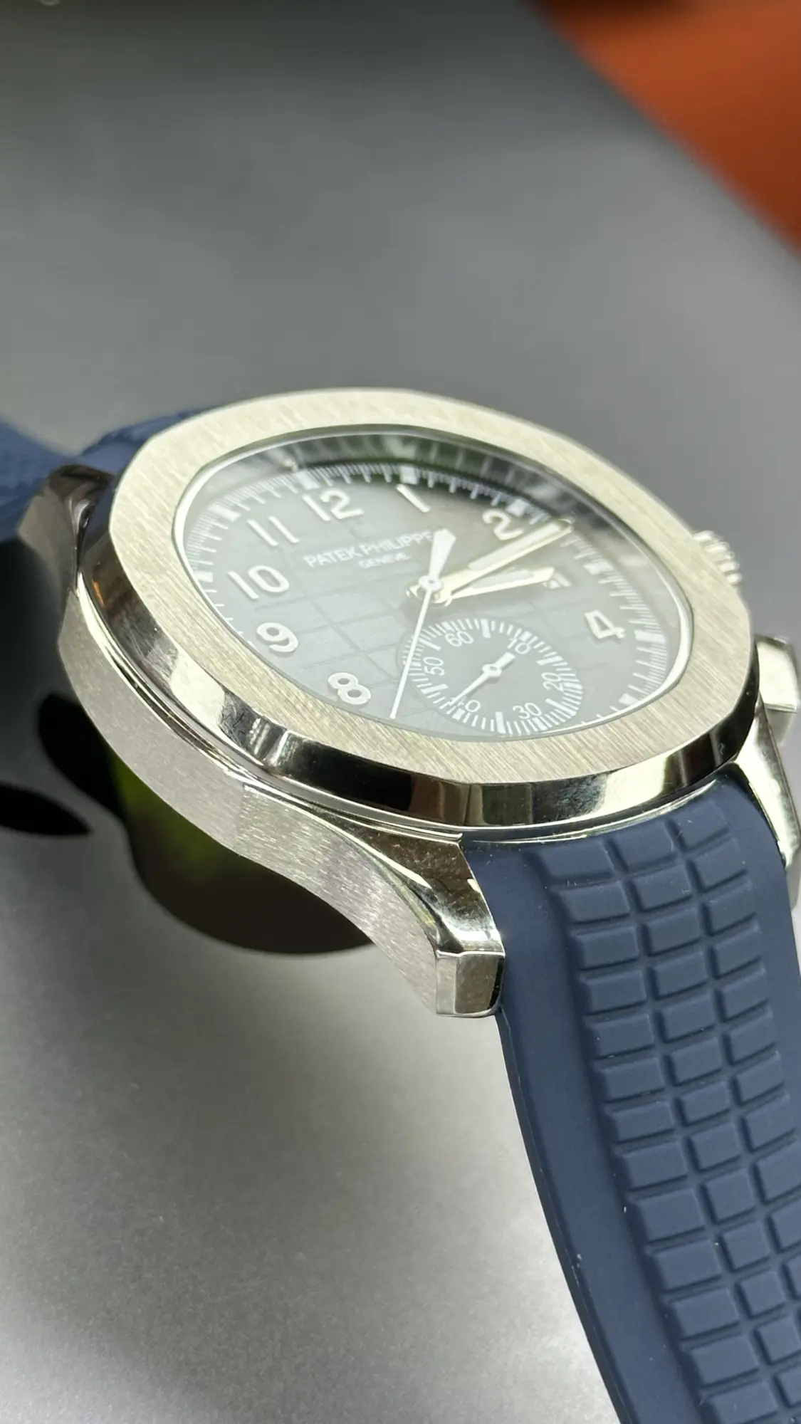 Patek Philippe Aquanaut - Red