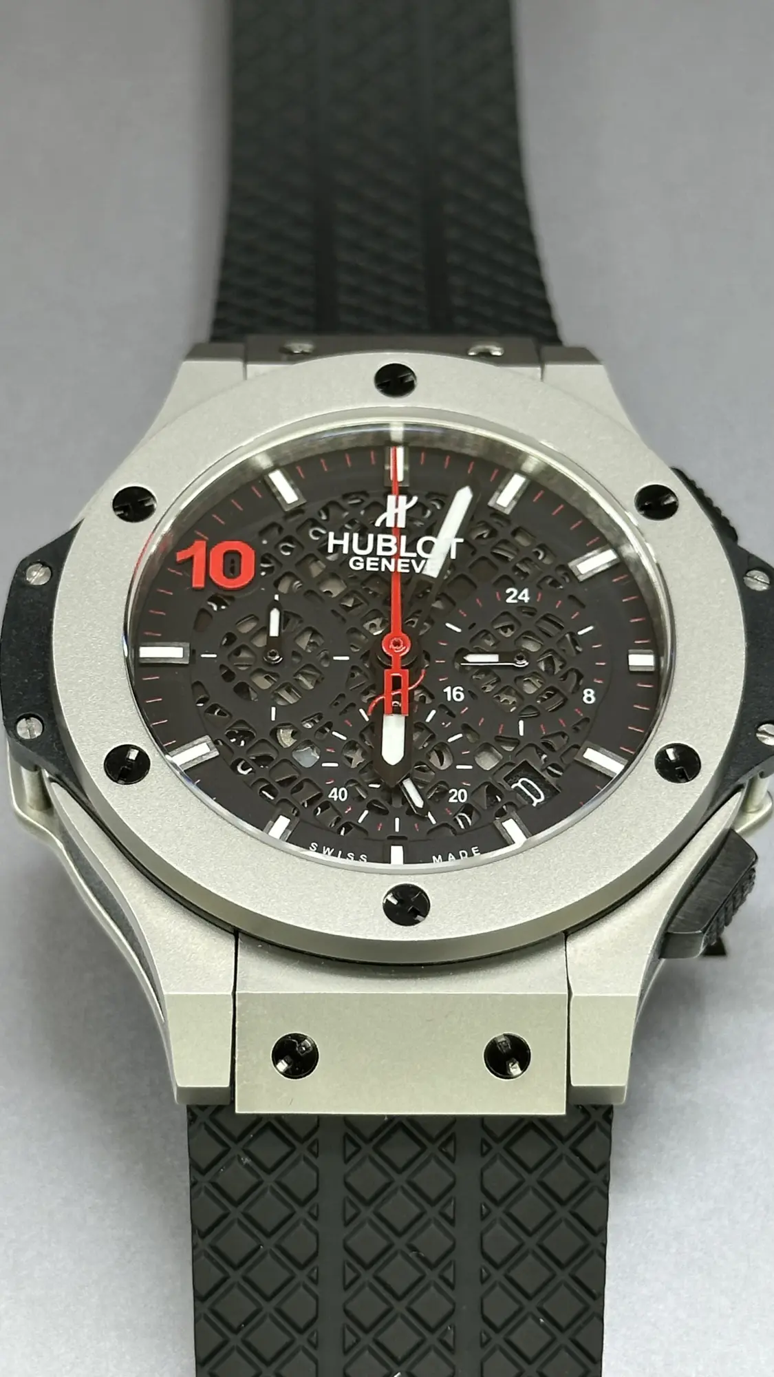 Hublot Red Dot Bang Hour Glass Limited Edition Singapore 10th