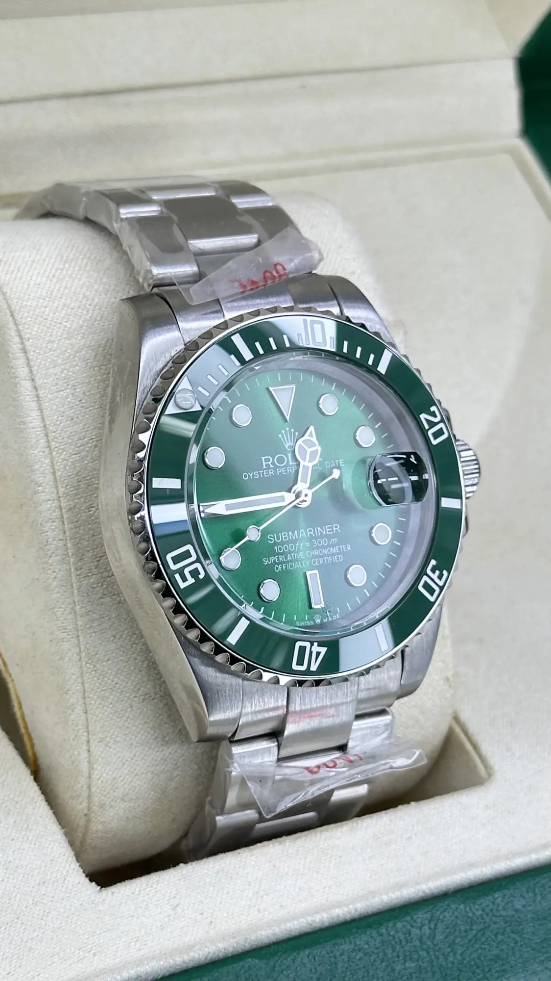 Rolex Submariner Date "Hulk"