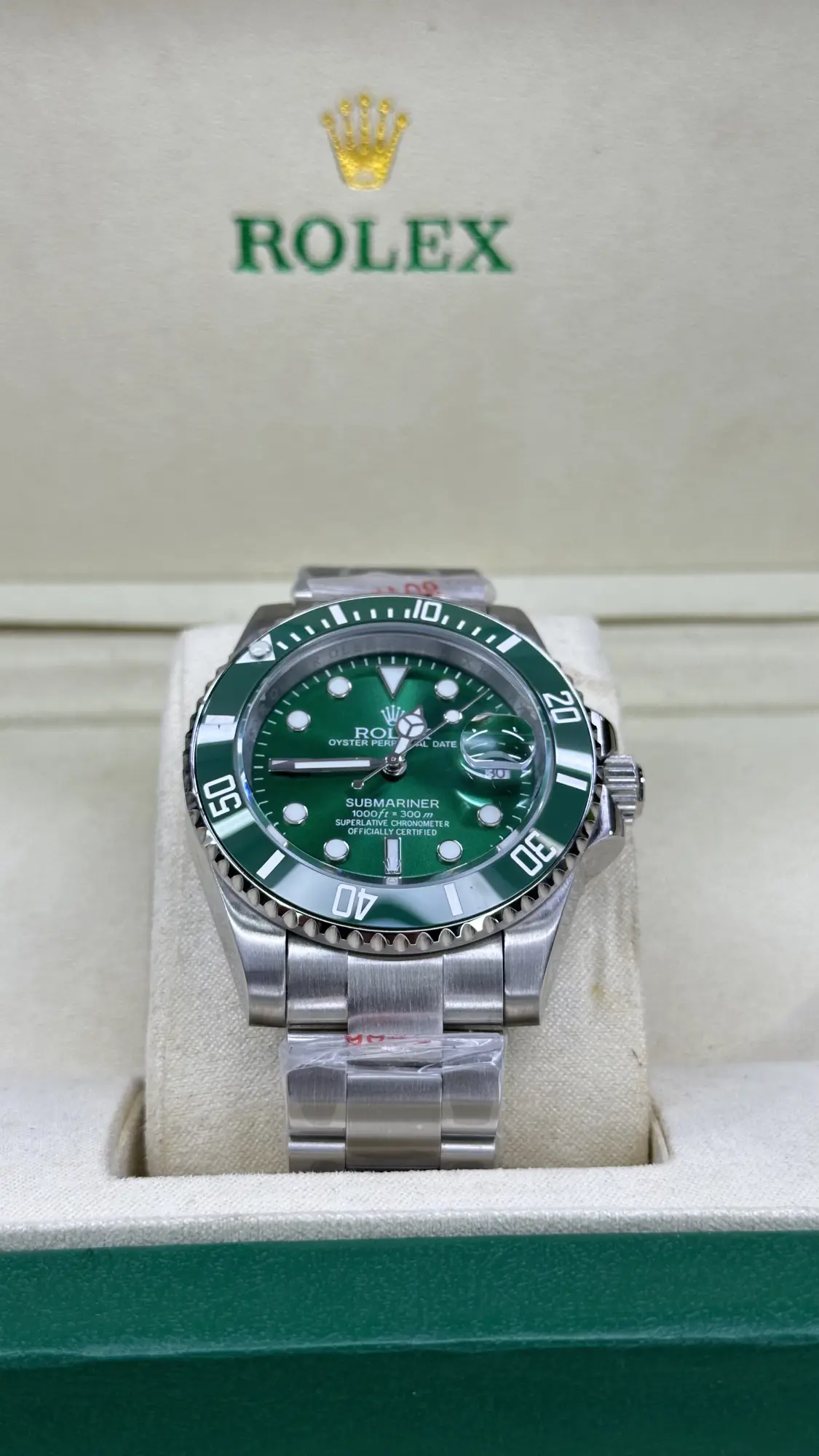 Rolex Submariner Date "Hulk"