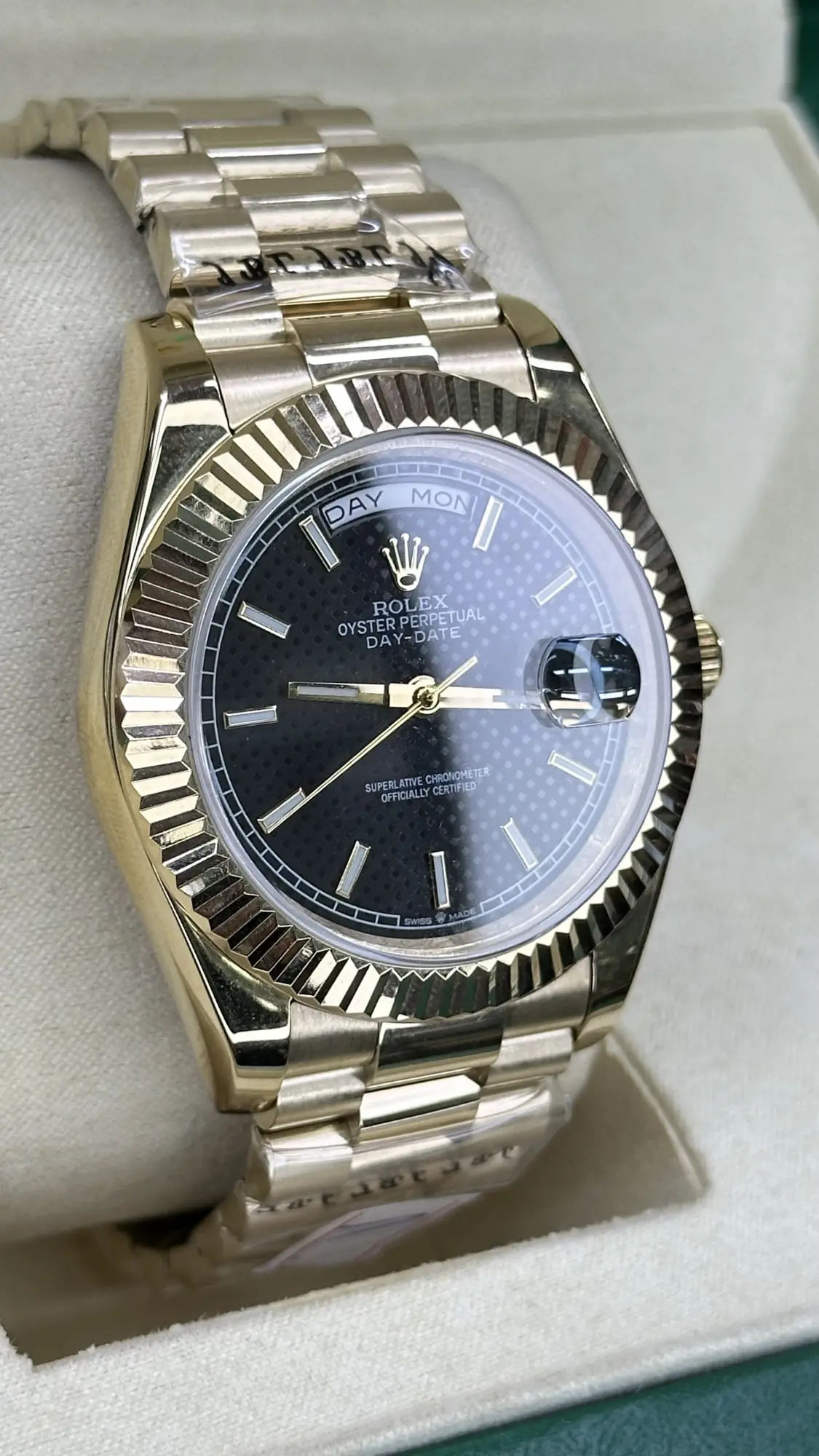 Rolex Day-Date President 40mm Black Dial 228238