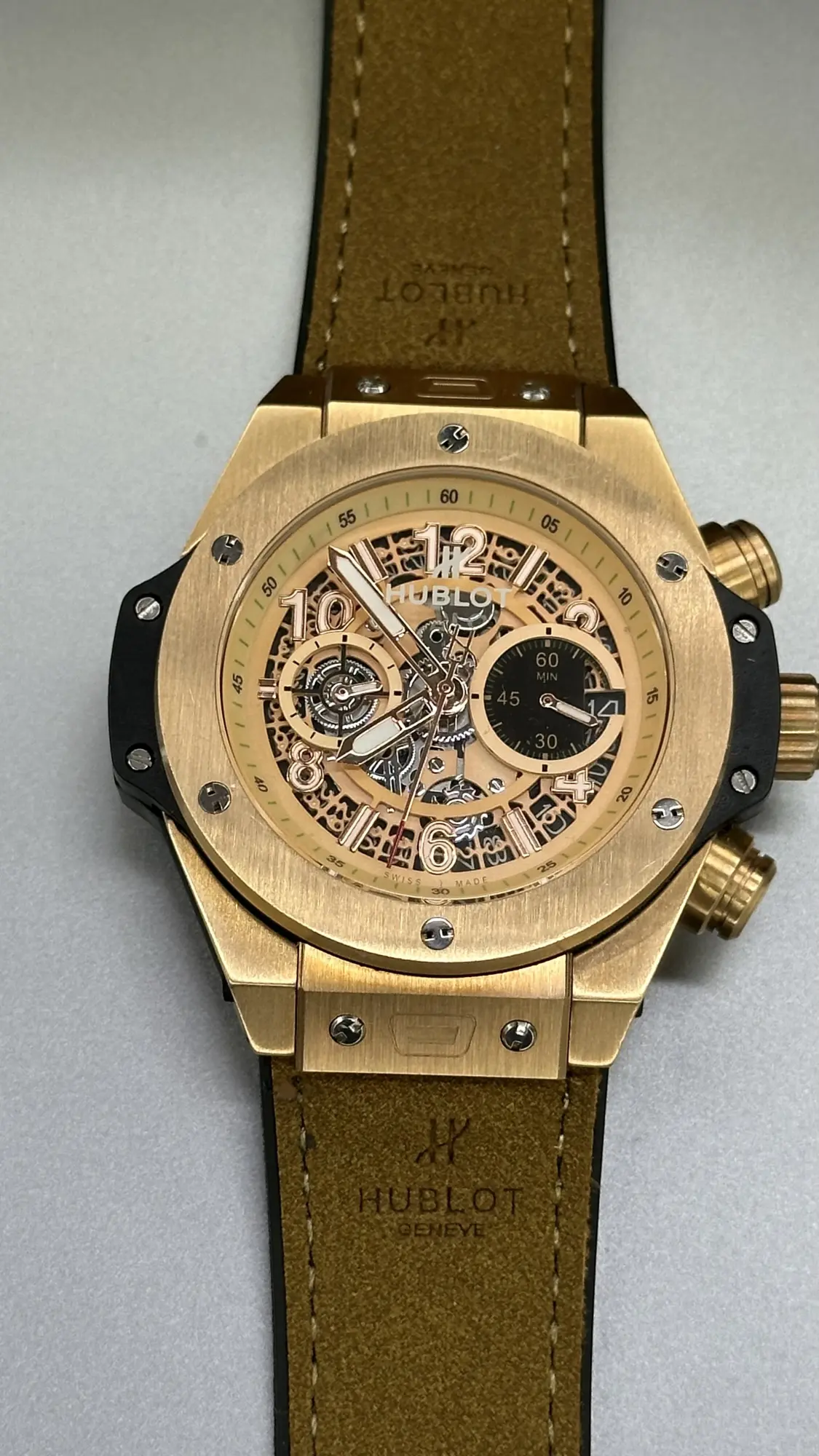 Hublot Big Bang Unico King Gold 42 mm